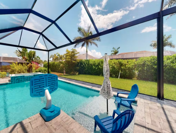 Luxury Island Retreat in Marco Island with Pool & SPA - Perfect Getaway